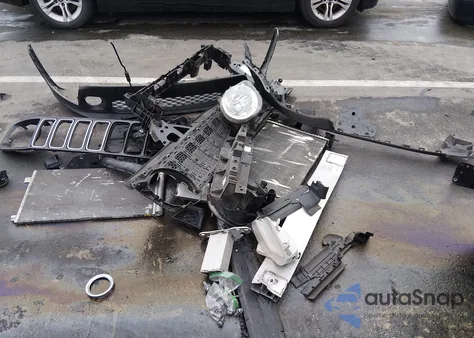 2021 Jeep Renegade Latitude Fwd z USA, uszkodzony, nr VIN ZACNJCBB5MPM80455